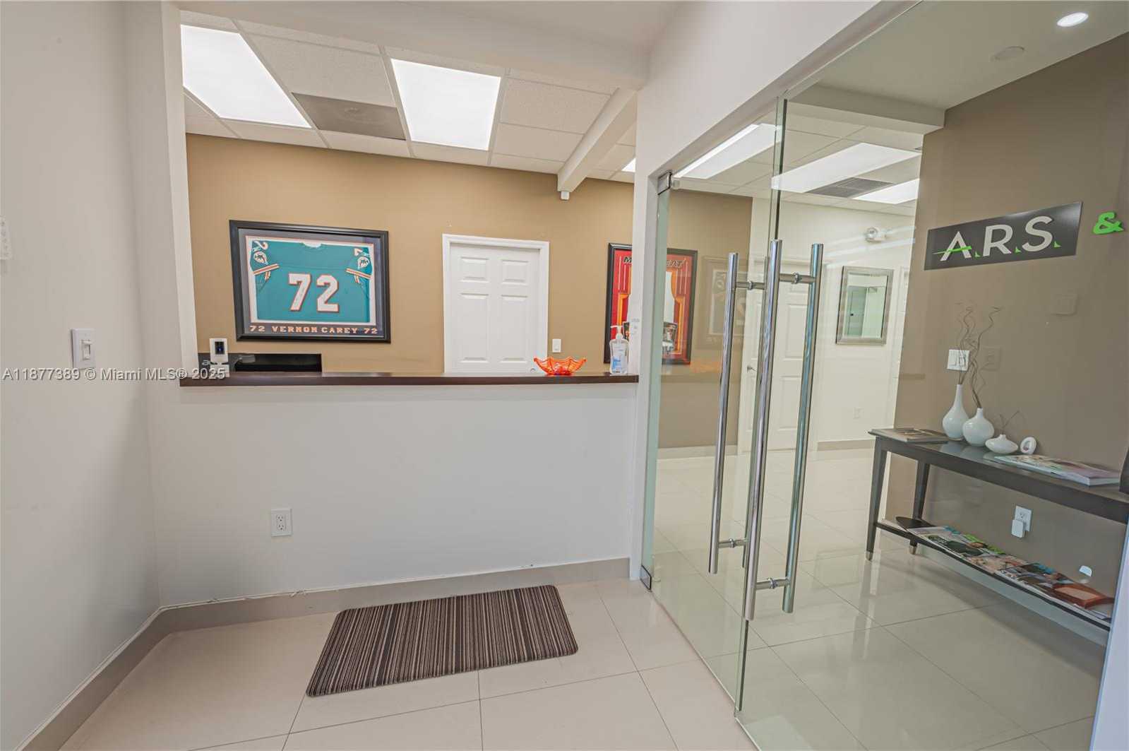 Small Image of 20810 WEST DIXIE HWY AG HWY, Miami Number 5