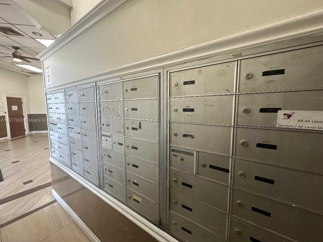 Small Image of 2100 WEST 76TH ST #205, Hialeah Number 3