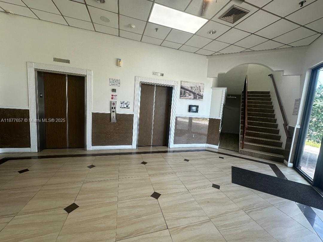 Small Image of 2100 WEST 76TH ST #206, Hialeah Number 3