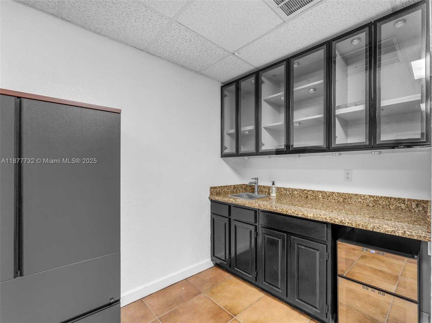Small Image of 12347 SOUTH WEST 132ND CT, Miami Number 10