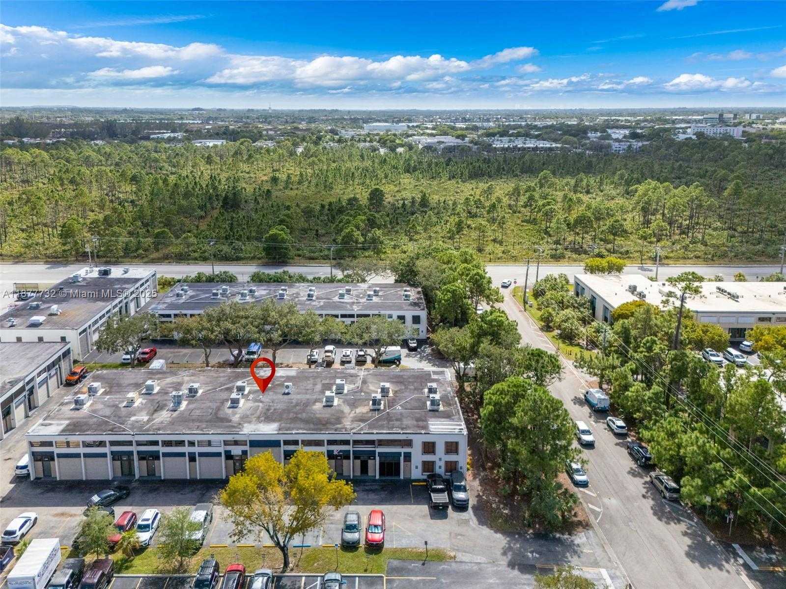 Small Image of 12347 SOUTH WEST 132ND CT, Miami Number 17