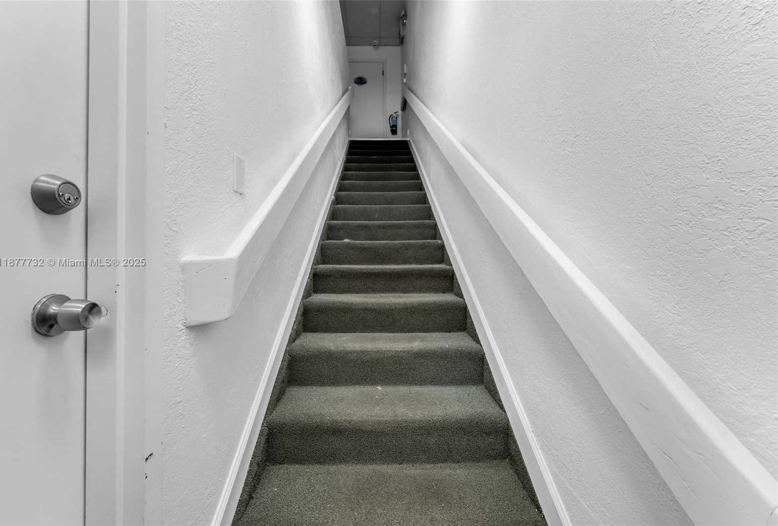 Small Image of 12347 SOUTH WEST 132ND CT, Miami Number 4