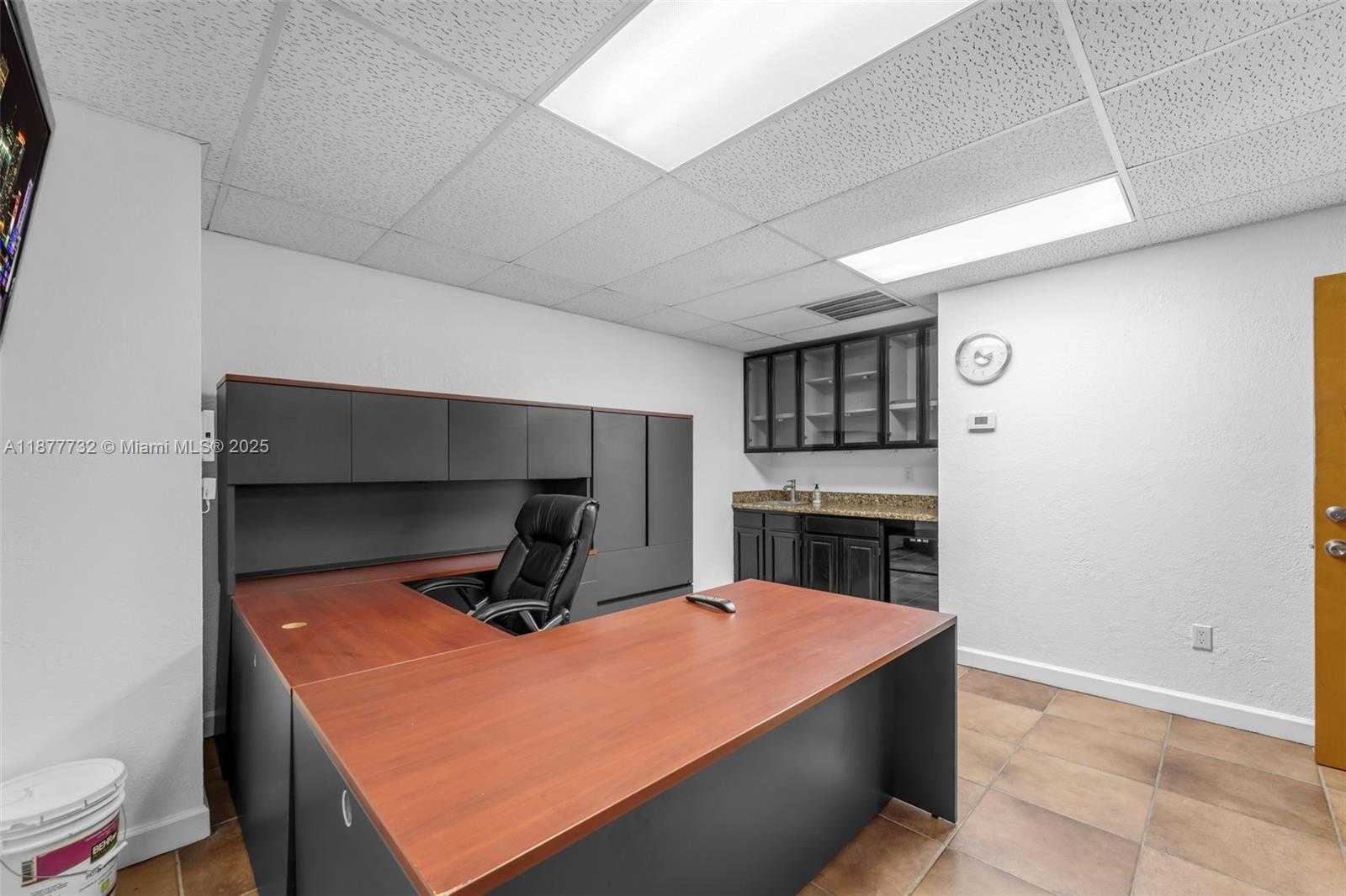 Small Image of 12347 SOUTH WEST 132ND CT, Miami Number 5