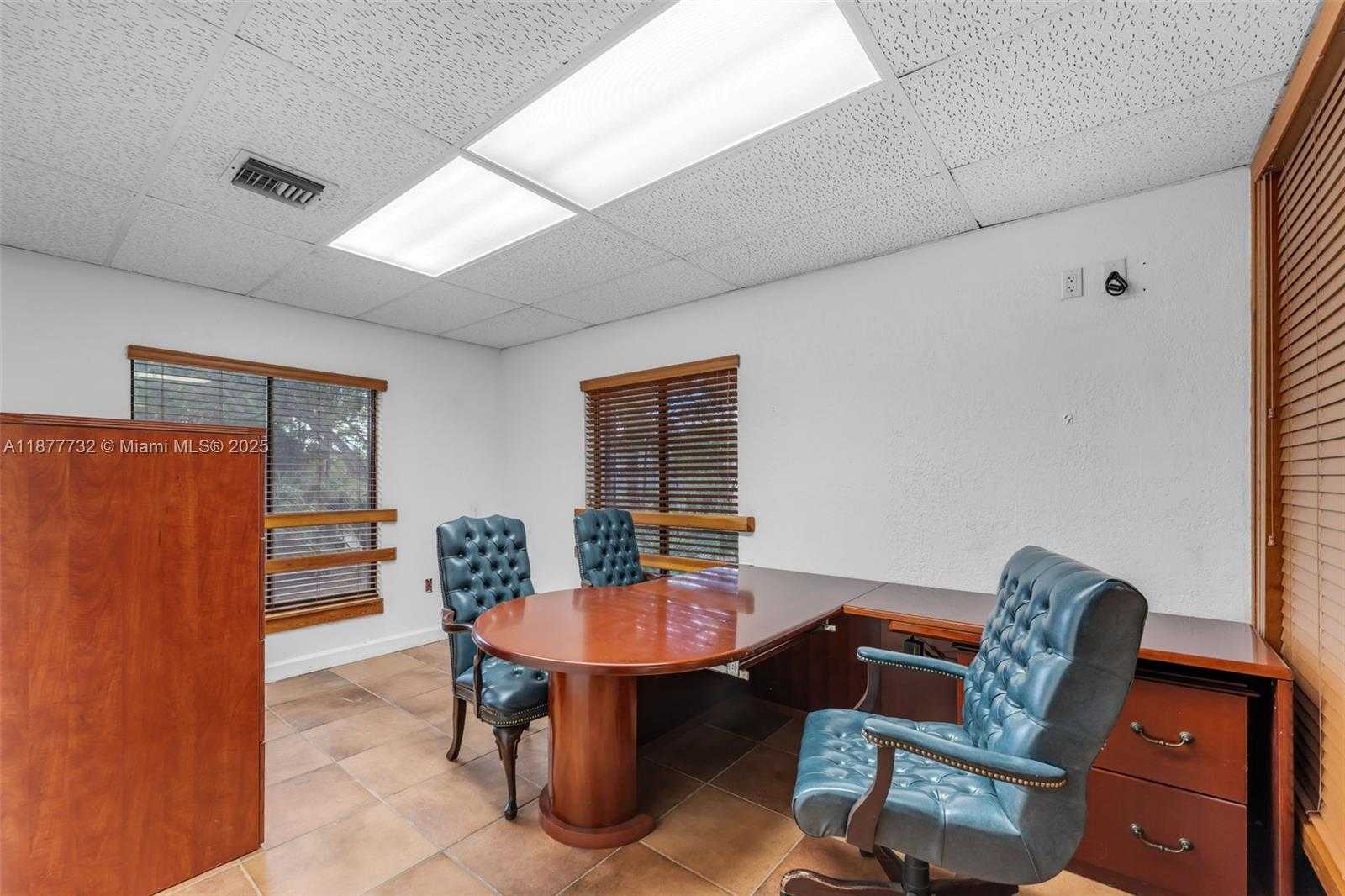 Small Image of 12347 SOUTH WEST 132ND CT, Miami Number 9