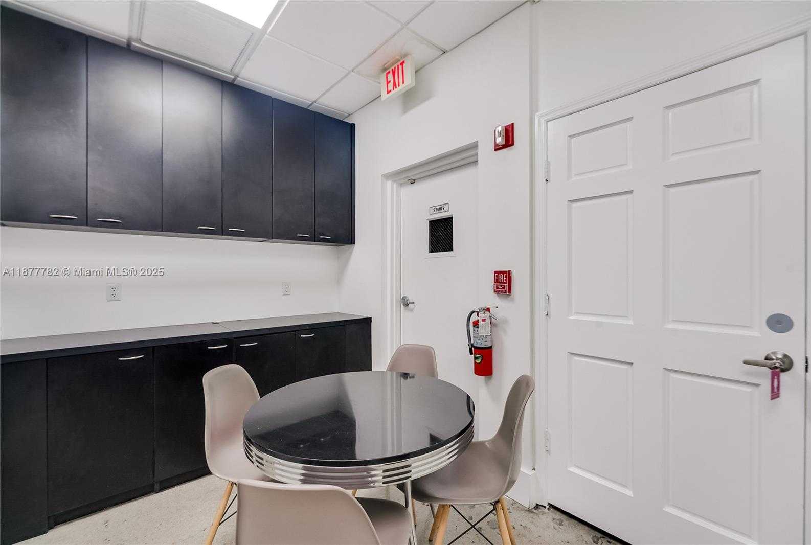 Small Image of 770 PONCE DE LEON BLVD #PH, Coral Gables Number 13