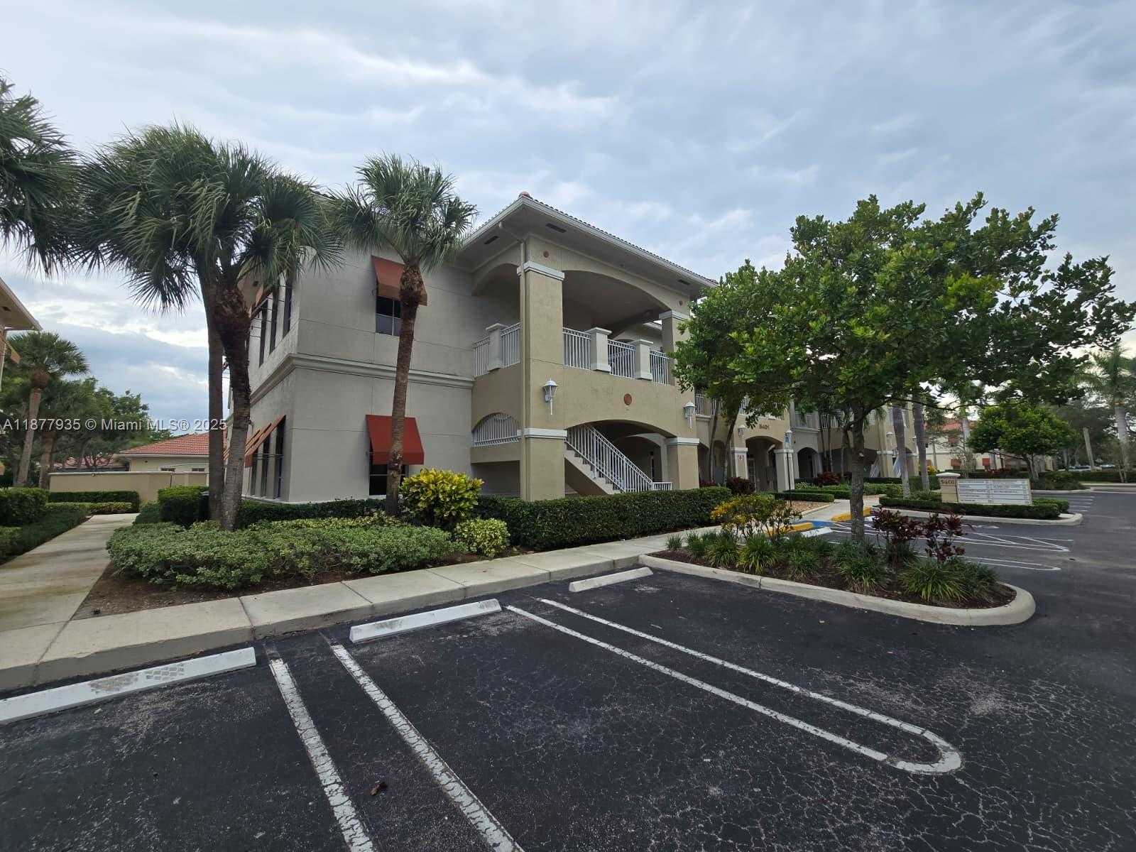 Small Image of 5401 NORTH UNIVERSITY DR #203, Coral Springs Number 4