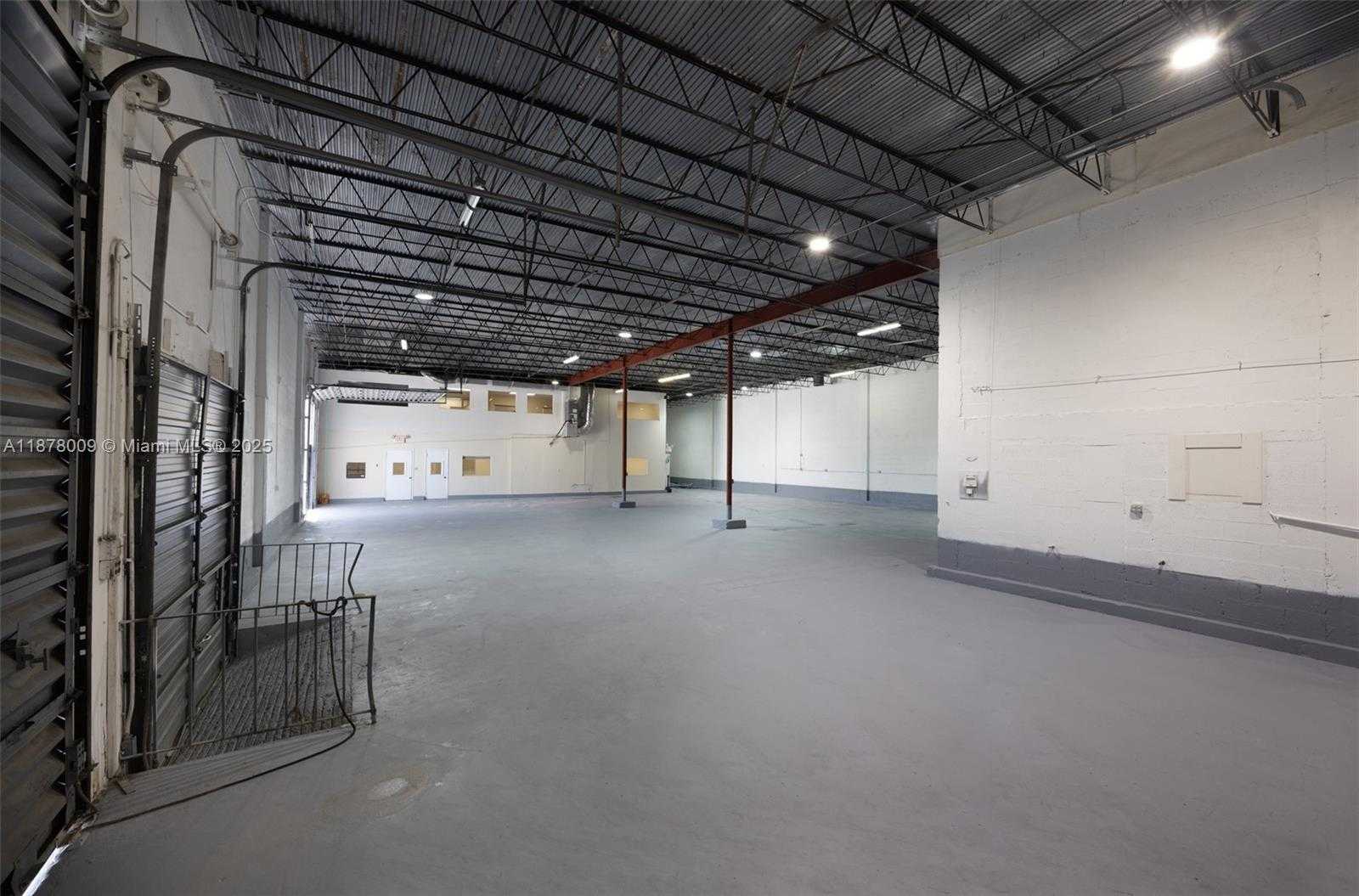 Small Image of 7801 NORTH WEST 52ND ST, Doral Number 5