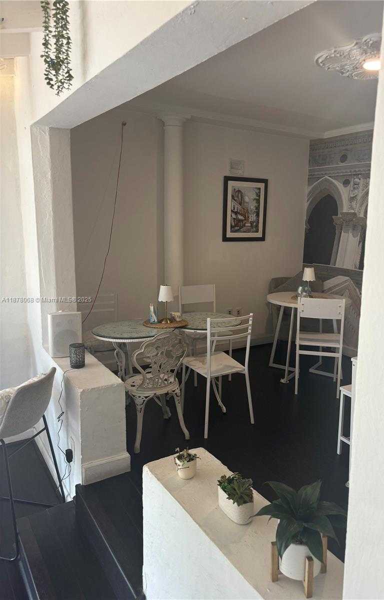 Small Image of 1239 ALTON RD #3, Miami Beach Number 6