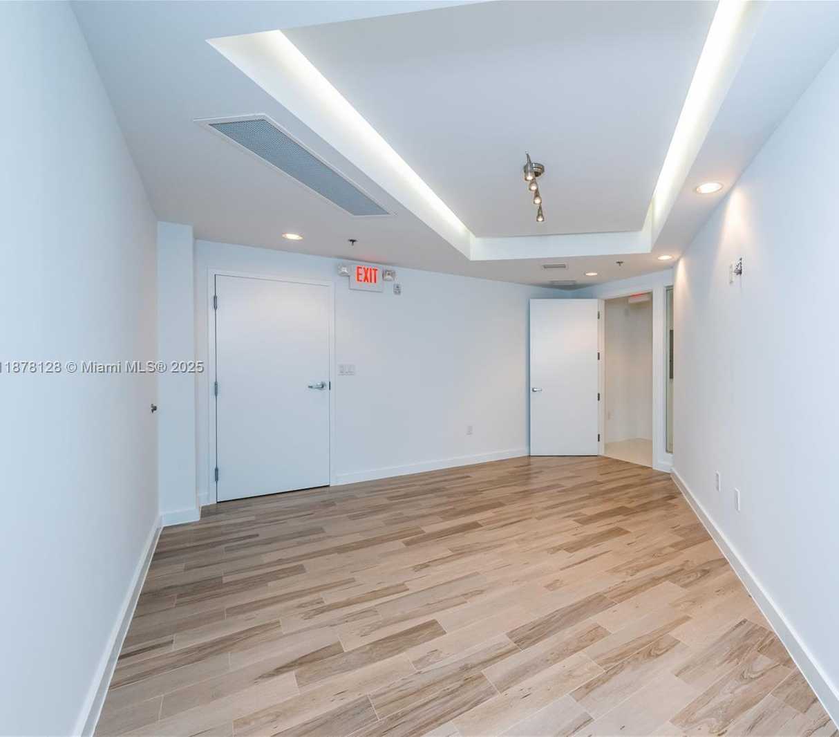 Small Image of 40 SOUTH WEST 13 STREET #902, Miami Number 16
