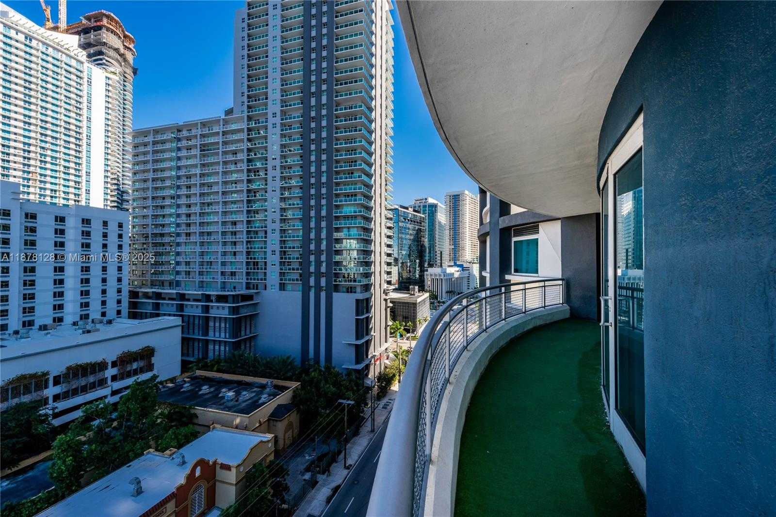 Small Image of 40 SOUTH WEST 13 STREET #902, Miami Number 9