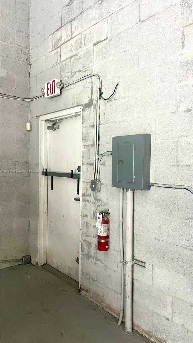 Small Image of 10780 NORTH WEST 138TH ST #D3, Hialeah Gardens Number 11