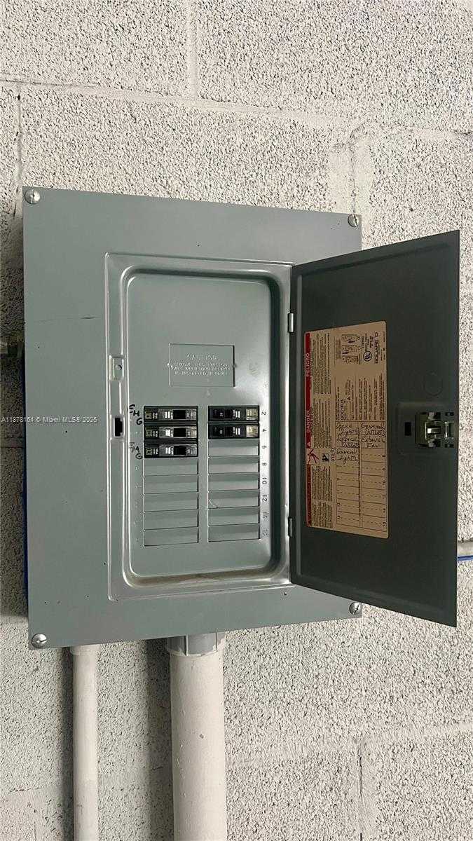 Small Image of 10780 NORTH WEST 138TH ST #D3, Hialeah Gardens Number 12