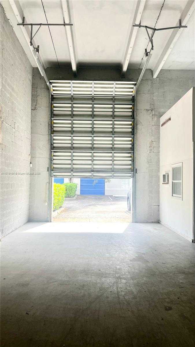 Small Image of 10780 NORTH WEST 138TH ST #D3, Hialeah Gardens Number 19