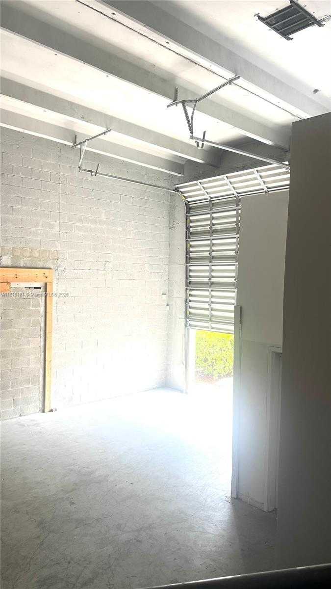 Small Image of 10780 NORTH WEST 138TH ST #D3, Hialeah Gardens Number 20