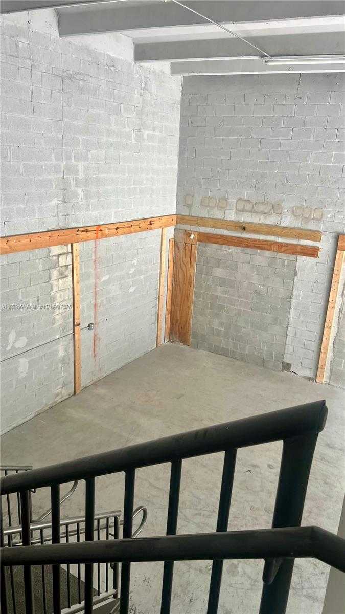 Small Image of 10780 NORTH WEST 138TH ST #D3, Hialeah Gardens Number 24