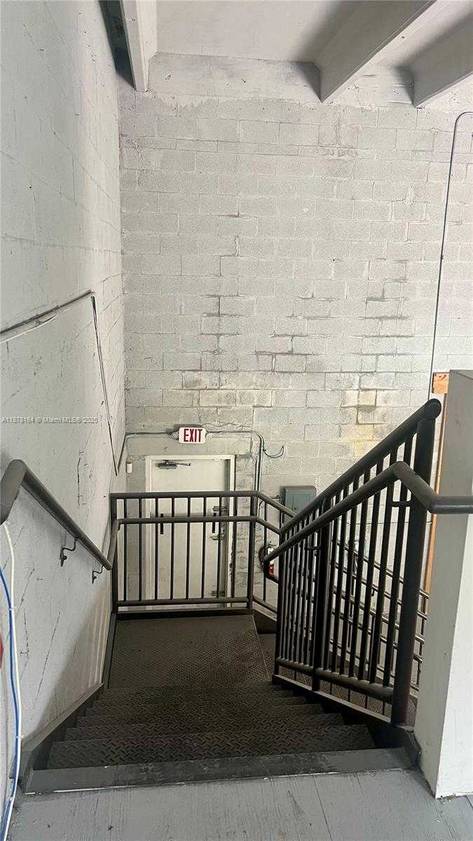 Small Image of 10780 NORTH WEST 138TH ST #D3, Hialeah Gardens Number 28