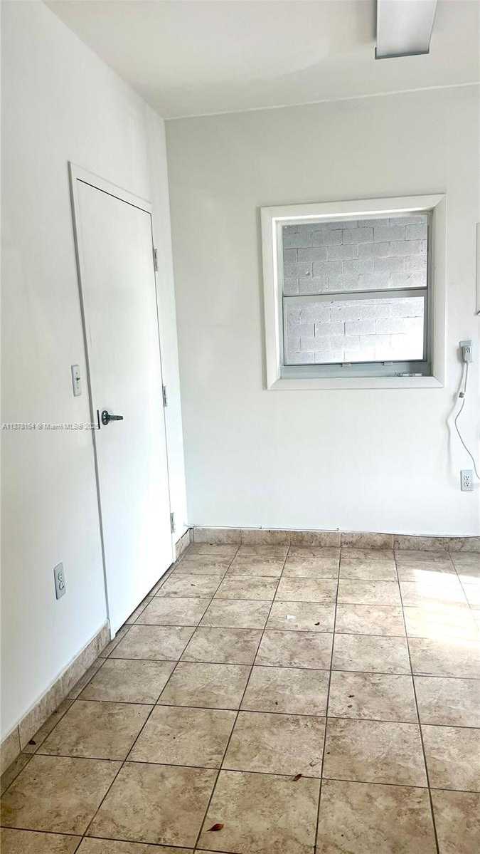 Small Image of 10780 NORTH WEST 138TH ST #D3, Hialeah Gardens Number 3