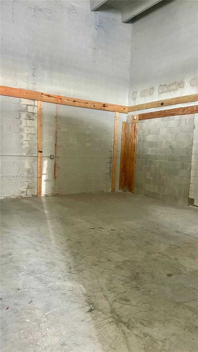 Small Image of 10780 NORTH WEST 138TH ST #D3, Hialeah Gardens Number 8