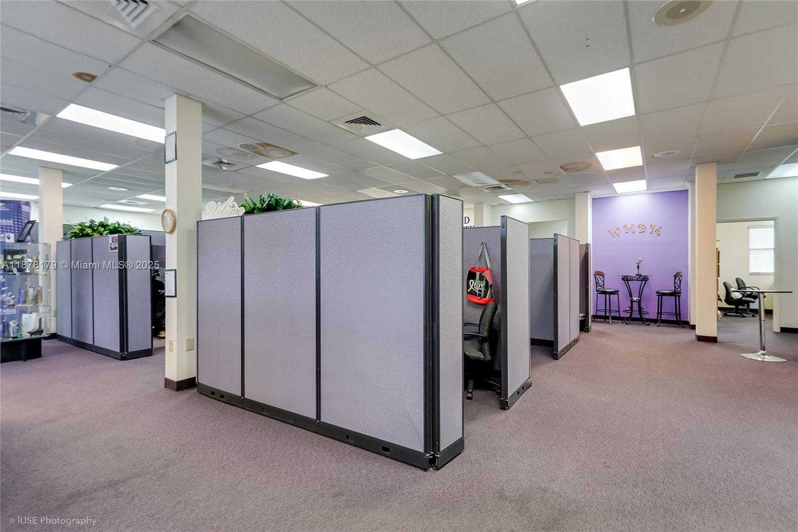 Small Image of 13242 NORTH WEST 7TH AVE, North Miami Number 11