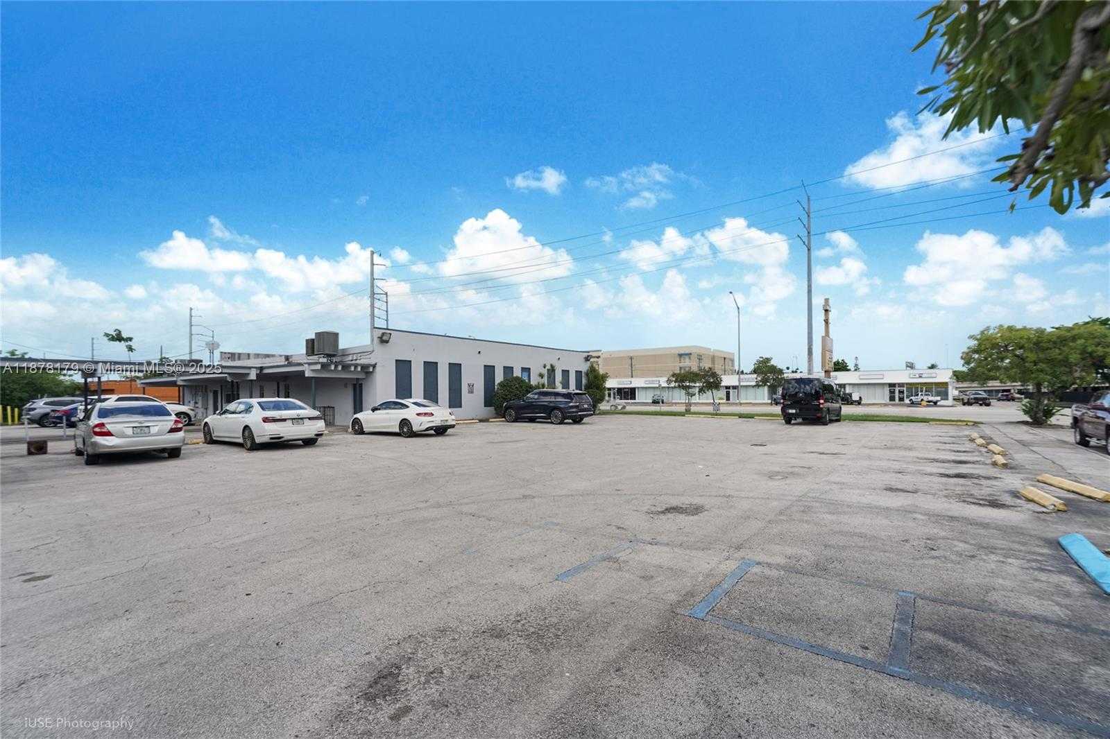 Small Image of 13242 NORTH WEST 7TH AVE, North Miami Number 19