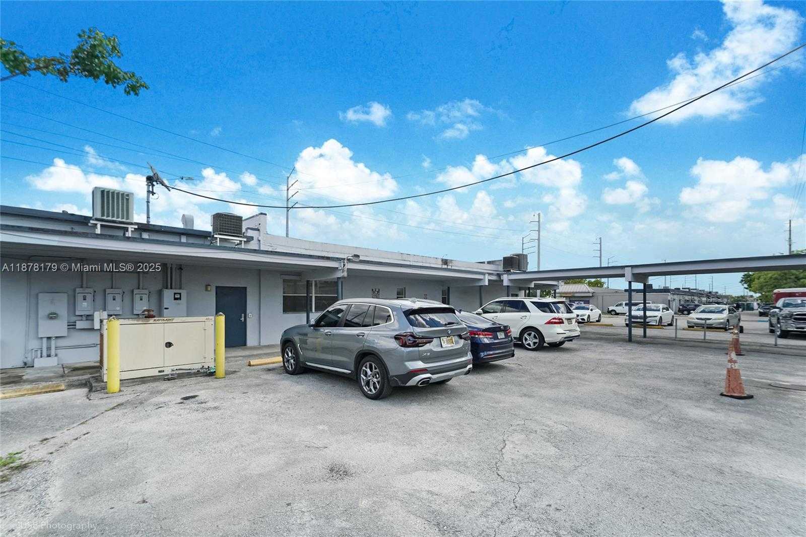 Small Image of 13242 NORTH WEST 7TH AVE, North Miami Number 20