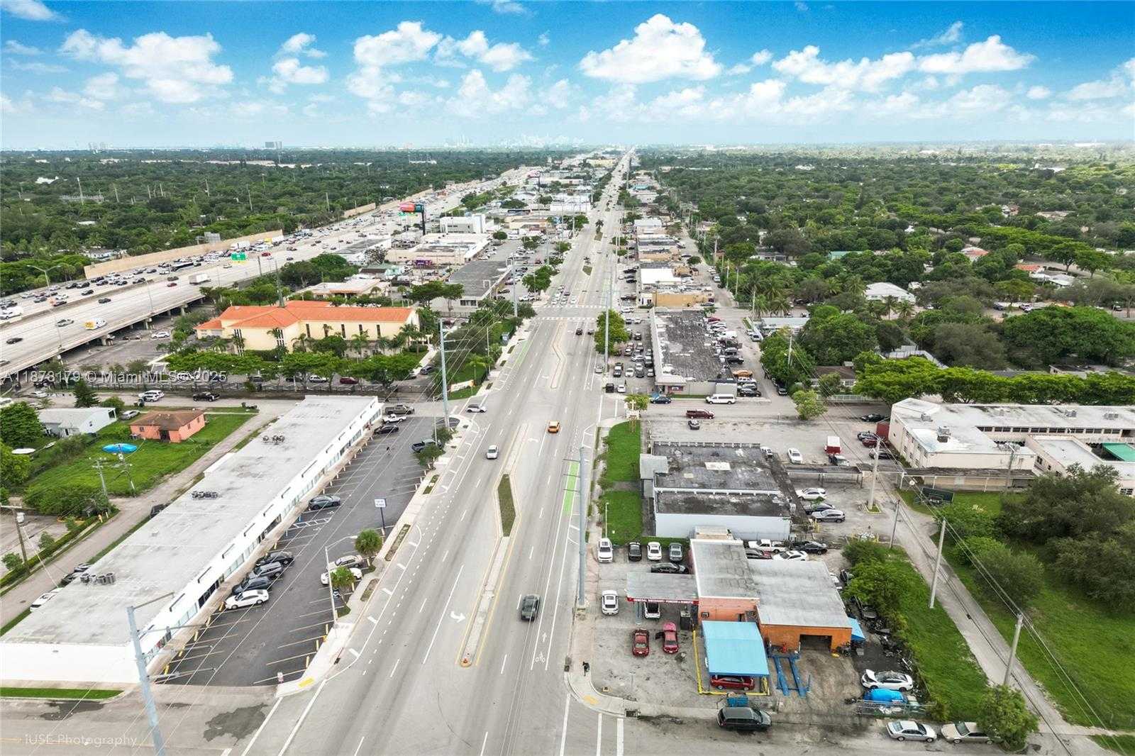 Small Image of 13242 NORTH WEST 7TH AVE, North Miami Number 4