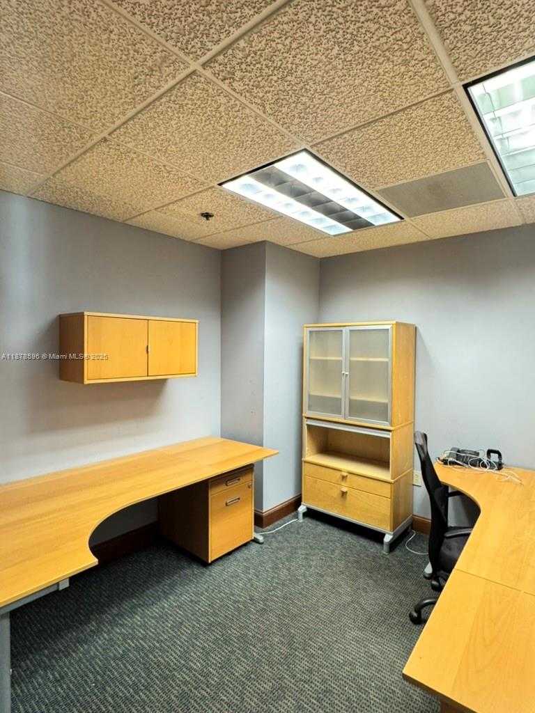 Small Image of 2665 SOUTH BAYSHORE DR #615, Miami Number 15