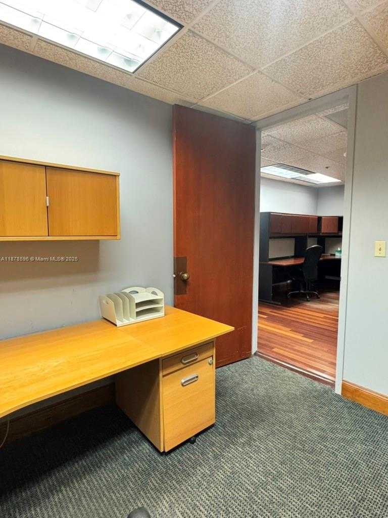 Small Image of 2665 SOUTH BAYSHORE DR #615, Miami Number 16