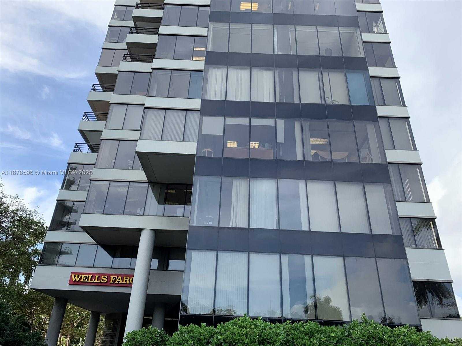 Small Image of 2665 SOUTH BAYSHORE DR #615, Miami Number 2