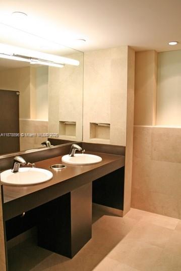 Small Image of 2665 SOUTH BAYSHORE DR #615, Miami Number 7