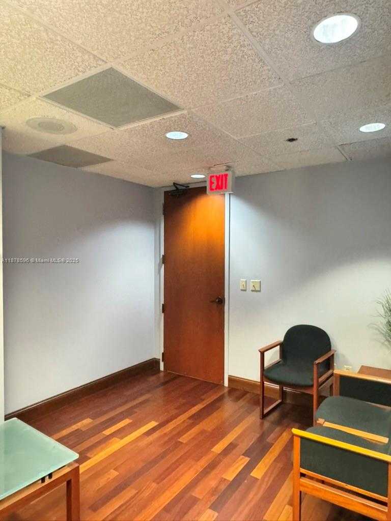 Small Image of 2665 SOUTH BAYSHORE DR #615, Miami Number 8