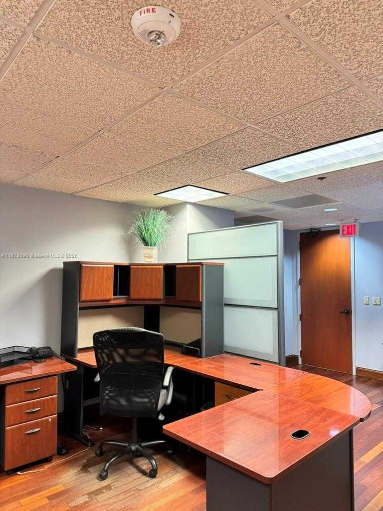 Small Image of 2665 SOUTH BAYSHORE DR #615, Miami Number 9