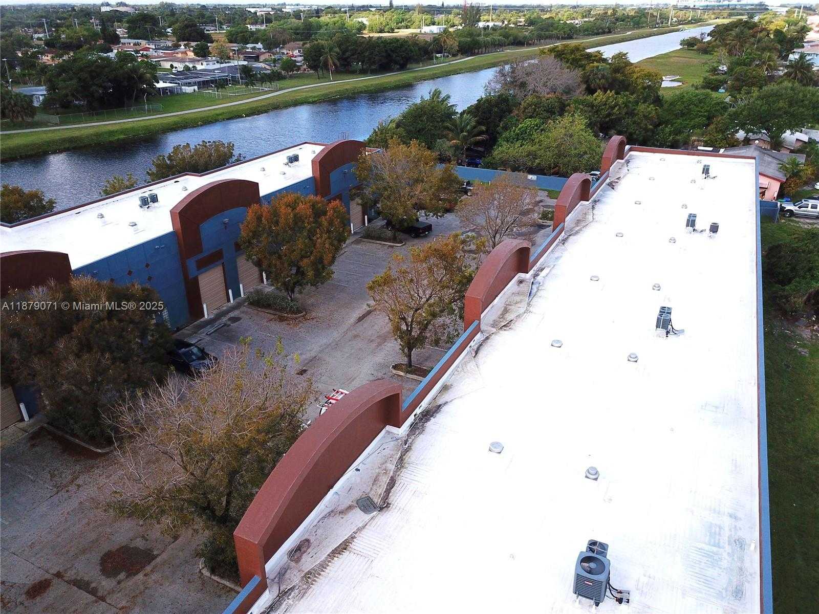 Small Image of 20200 NORTH WEST 2ND AVE #B4, Miami Gardens Number 18