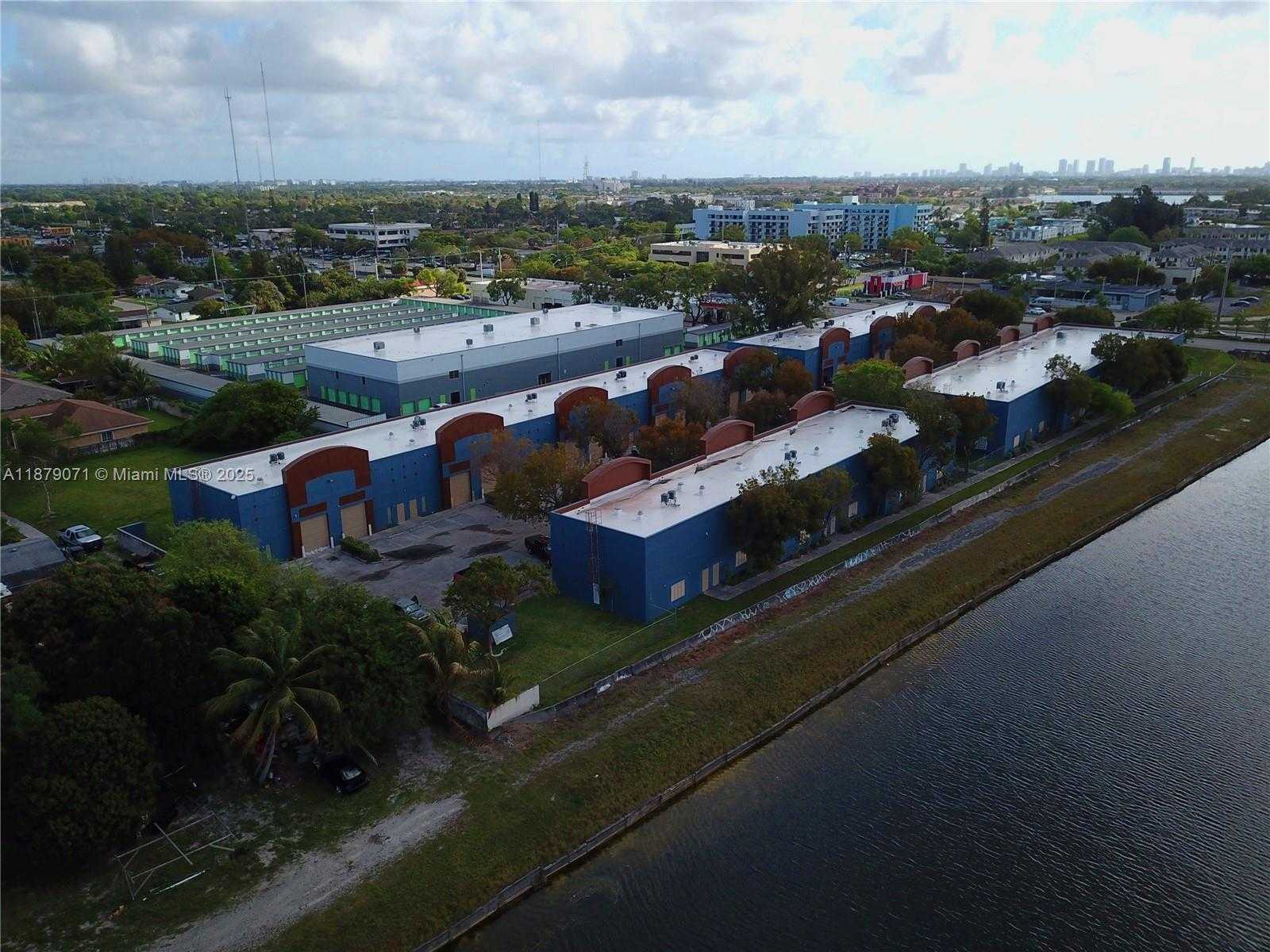 Small Image of 20200 NORTH WEST 2ND AVE #B4, Miami Gardens Number 19