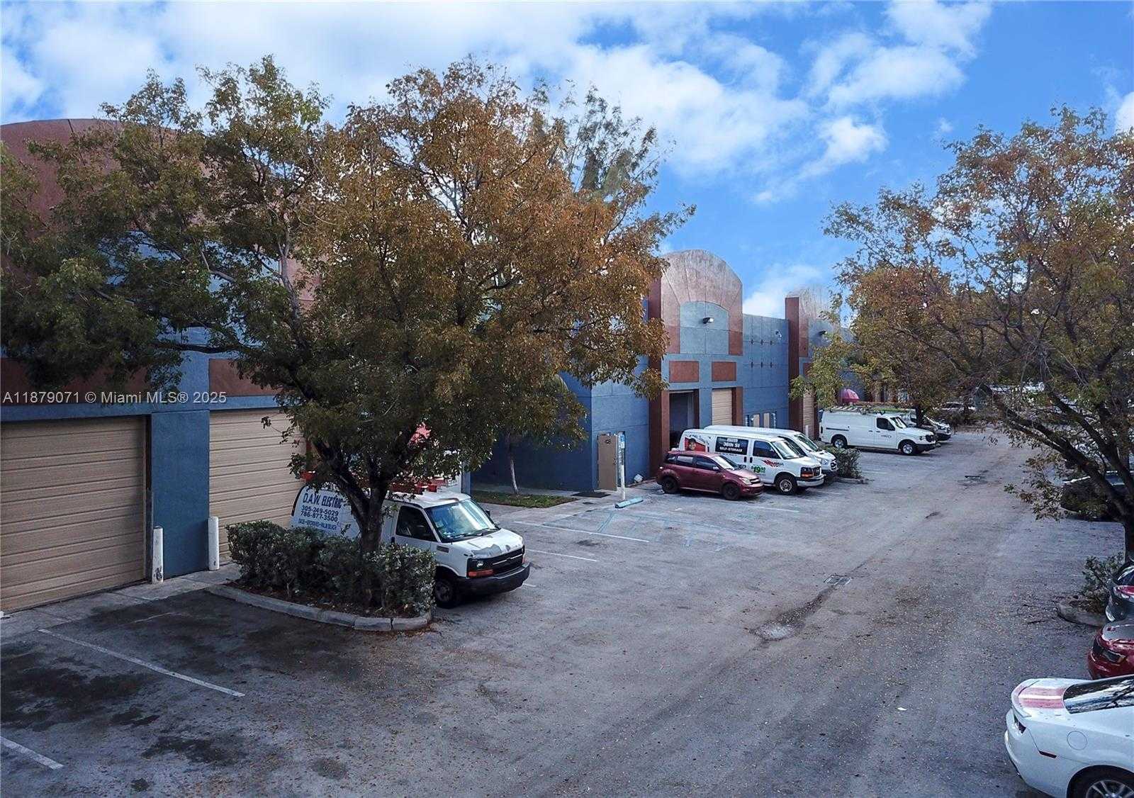 Small Image of 20200 NORTH WEST 2ND AVE #B4, Miami Gardens Number 5