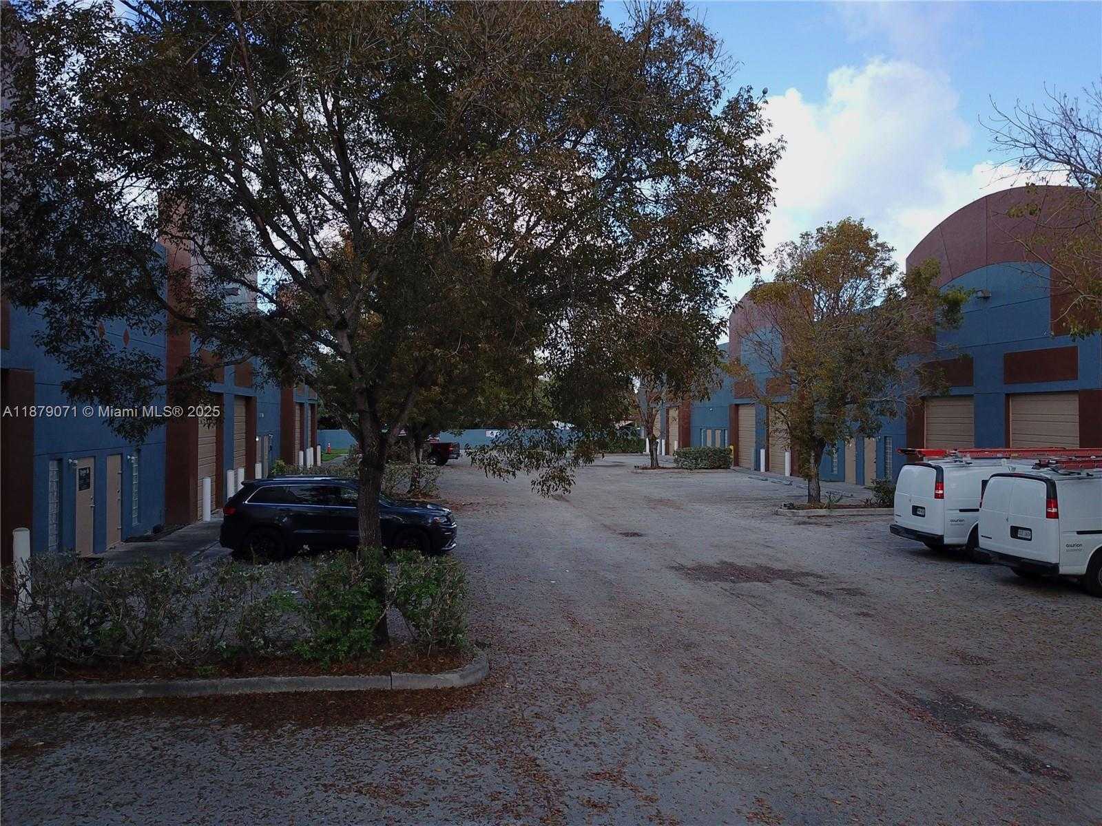 Small Image of 20200 NORTH WEST 2ND AVE #B4, Miami Gardens Number 6