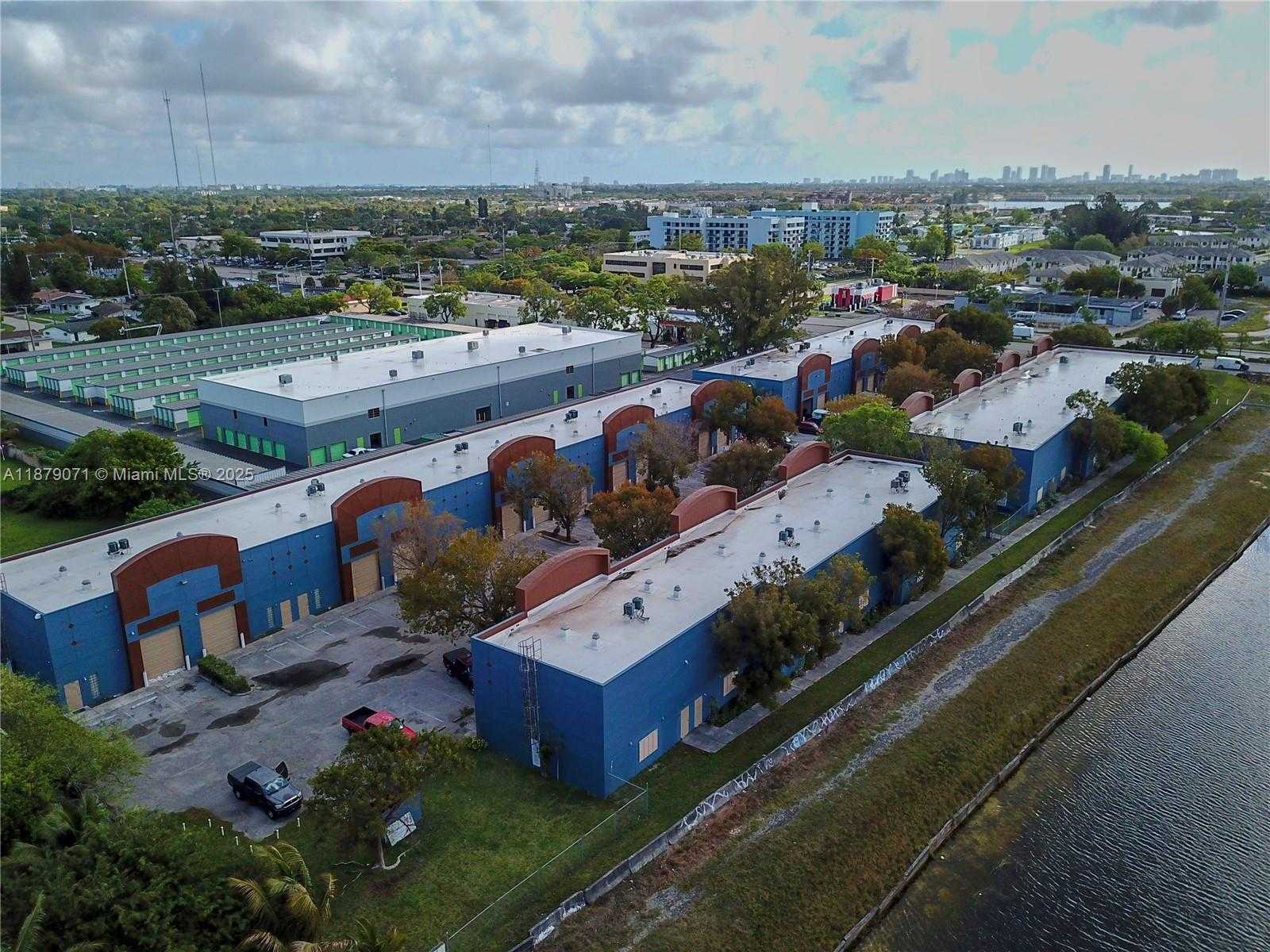 Small Image of 20200 NORTH WEST 2ND AVE #B4, Miami Gardens Number 7