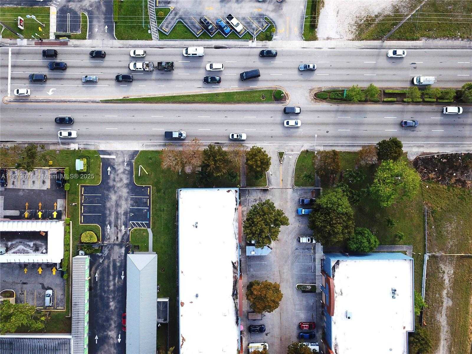 Small Image of 20200 NORTH WEST 2ND AVE #B4, Miami Gardens Number 8