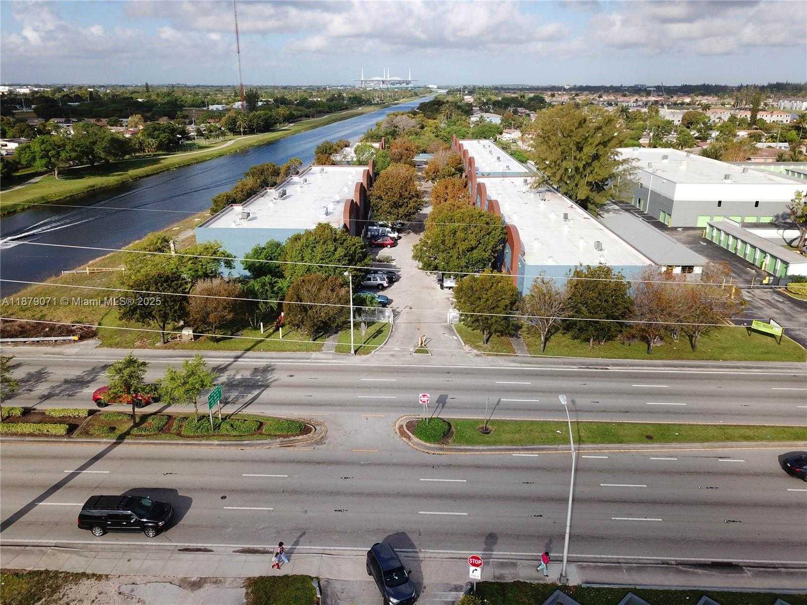Small Image of 20200 NORTH WEST 2ND AVE #B4, Miami Gardens Number 9
