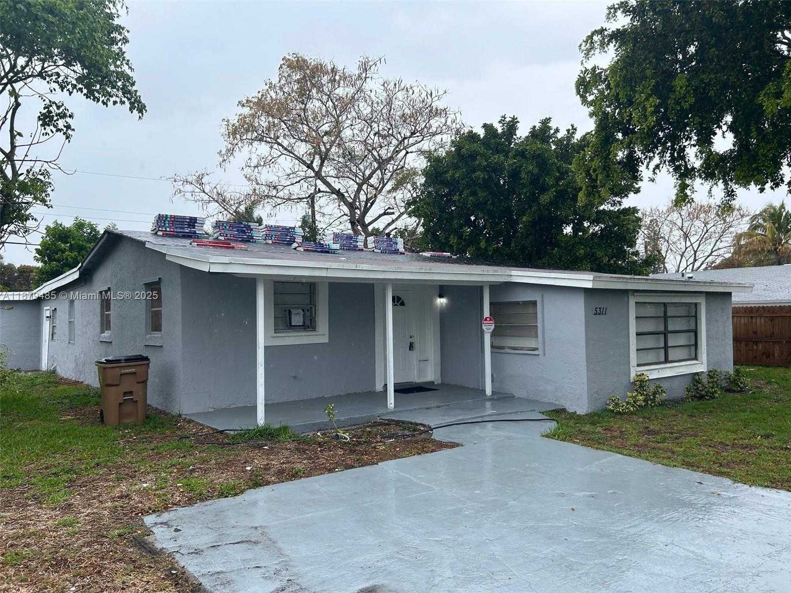 Small Image of 5311 NORTH EAST 10TH AVE, Deerfield Beach Number 8