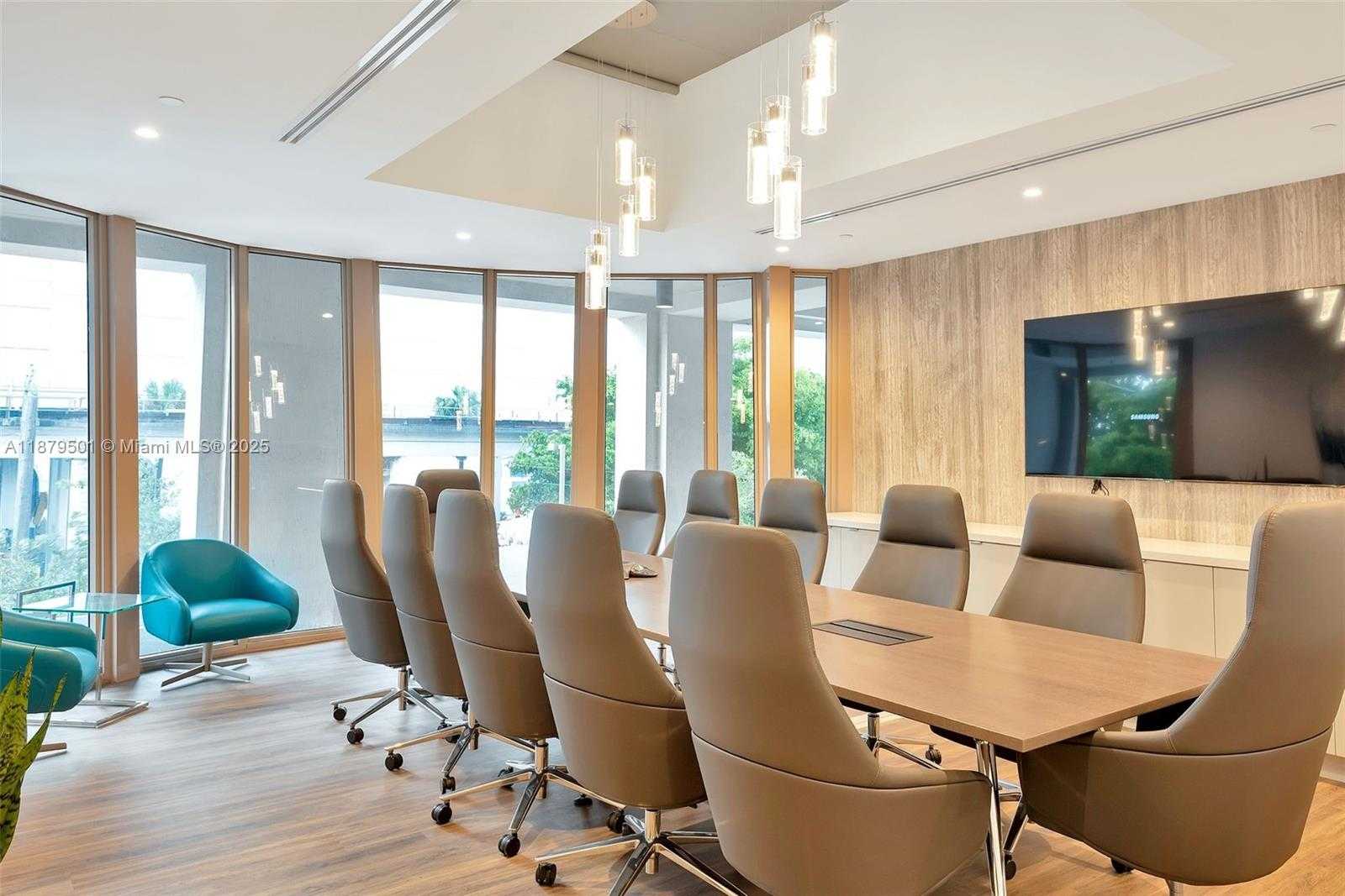 Small Image of 4531 PONCE DE LEON BLVD #A11751909, Coral Gables Number 8