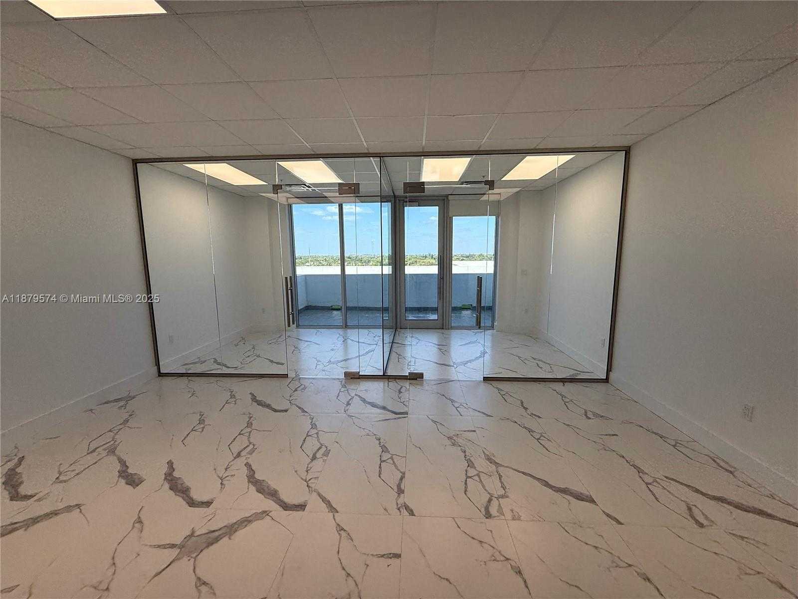 Small Image of 800 SOUTH EAST 4TH AVE #613, Hallandale Beach Number 3