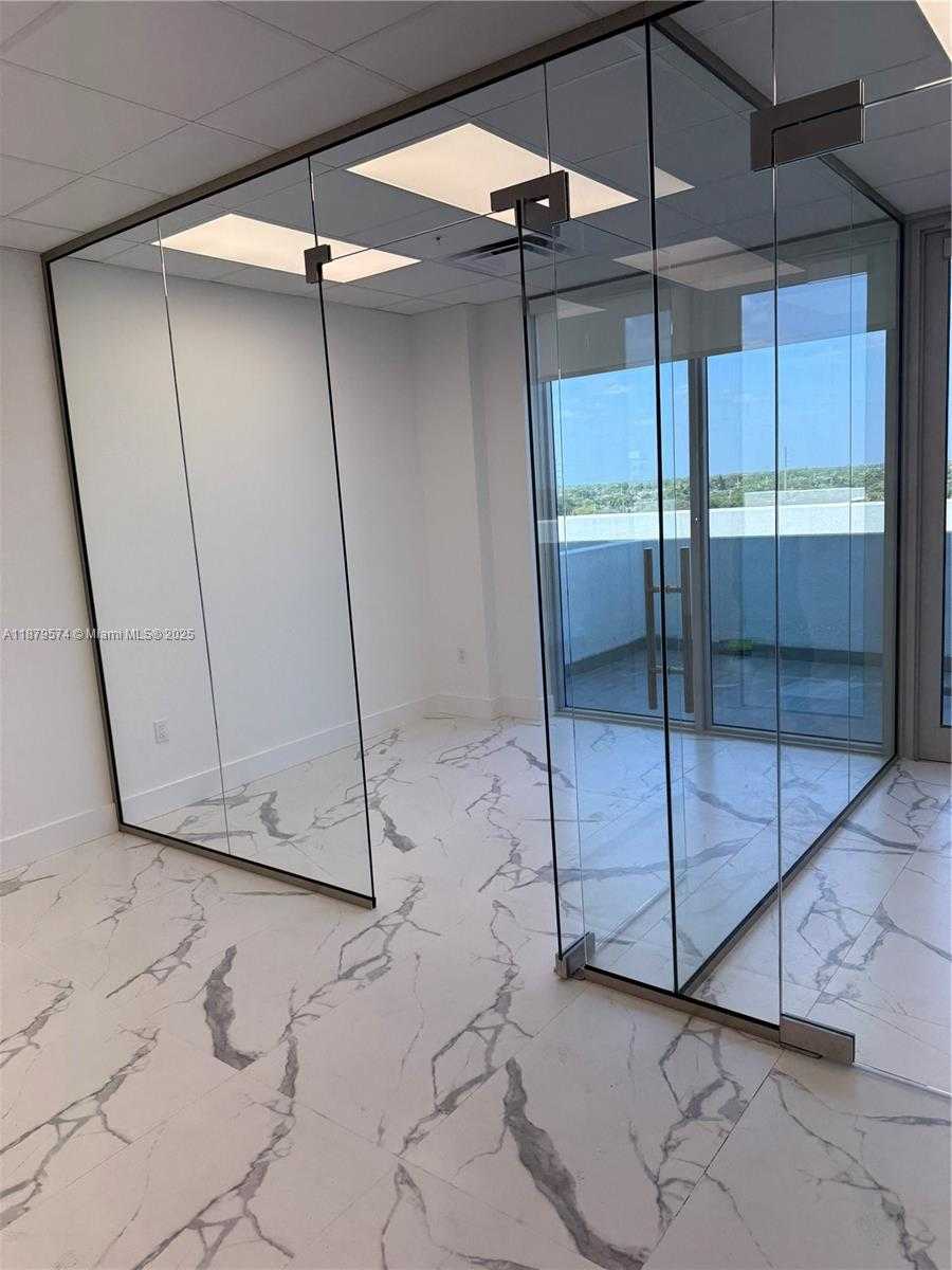 Small Image of 800 SOUTH EAST 4TH AVE #613, Hallandale Beach Number 5