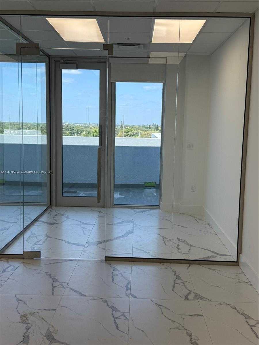 Small Image of 800 SOUTH EAST 4TH AVE #613, Hallandale Beach Number 6