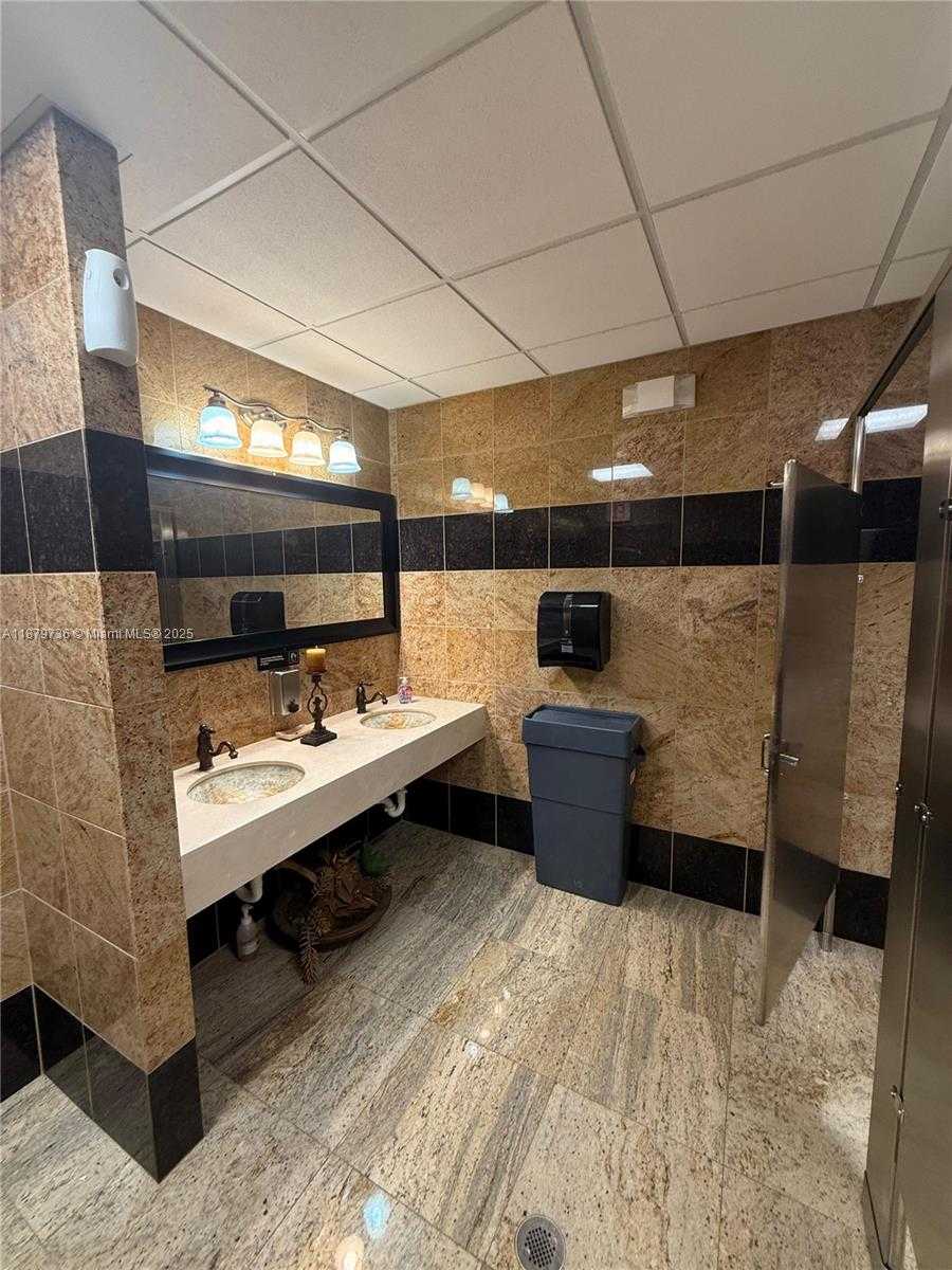 Small Image of 11504 WEST SAMPLE RD, Coral Springs Number 18