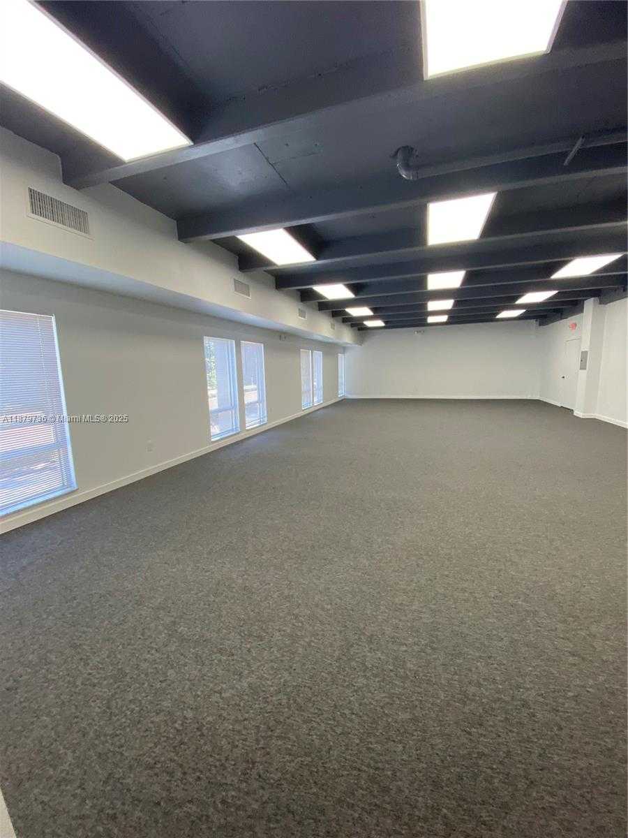 Small Image of 11504 WEST SAMPLE RD, Coral Springs Number 19