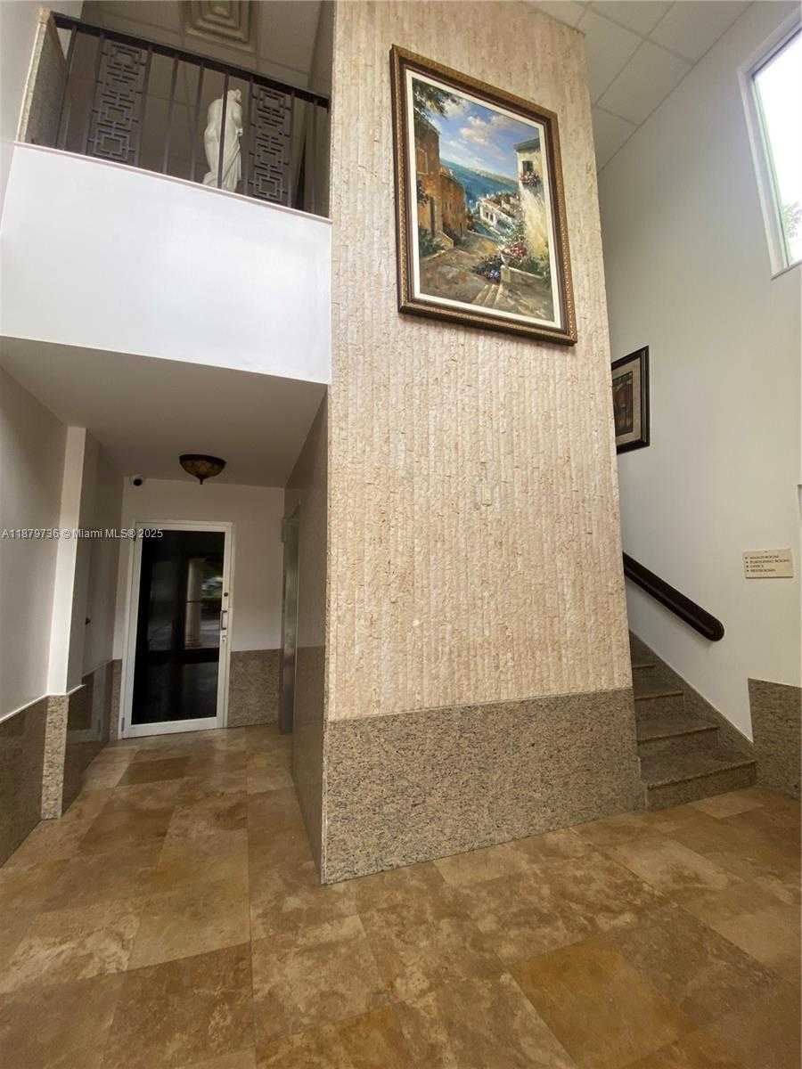 Small Image of 11504 WEST SAMPLE RD, Coral Springs Number 5