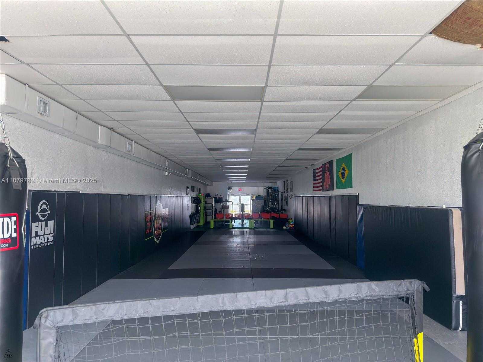 Small Image of 300 WEST HALLANDALE BEACH BLVD, Hallandale Beach Number 15