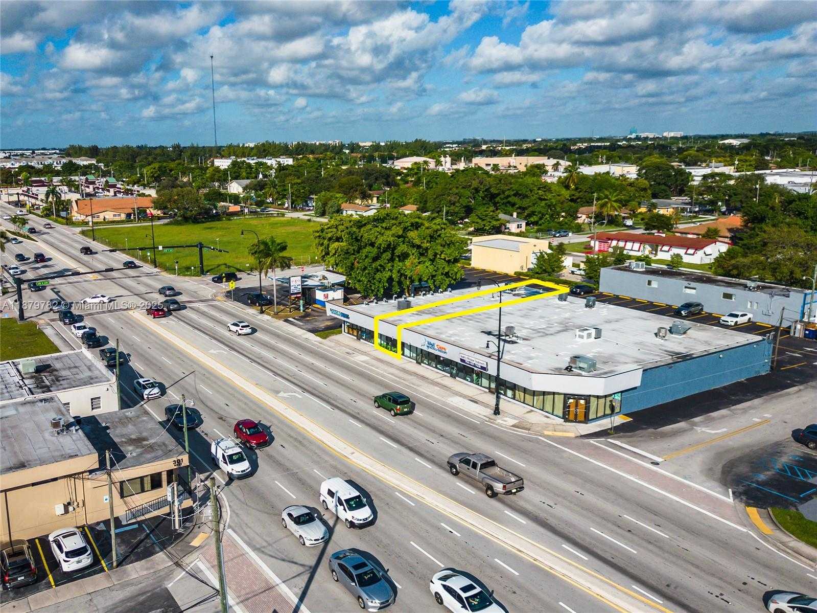 Small Image of 300 WEST HALLANDALE BEACH BLVD, Hallandale Beach Number 2
