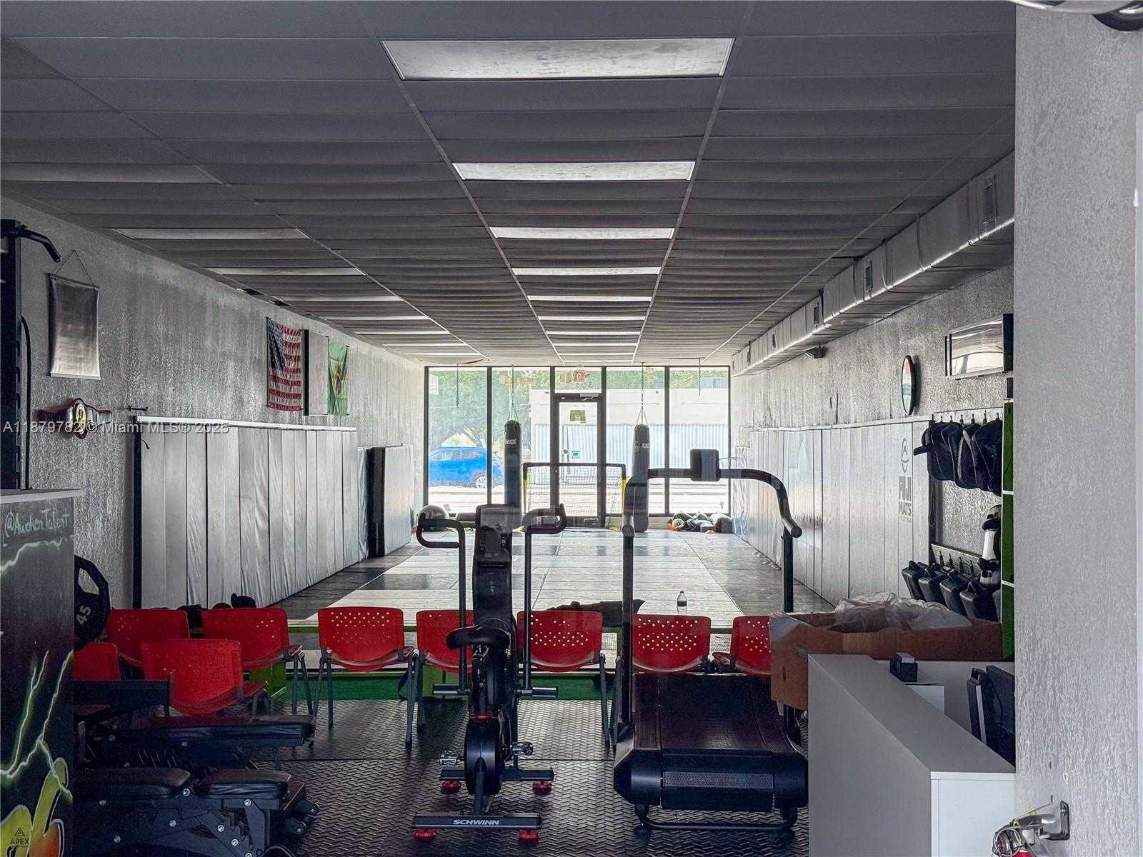 Small Image of 300 WEST HALLANDALE BEACH BLVD, Hallandale Beach Number 5